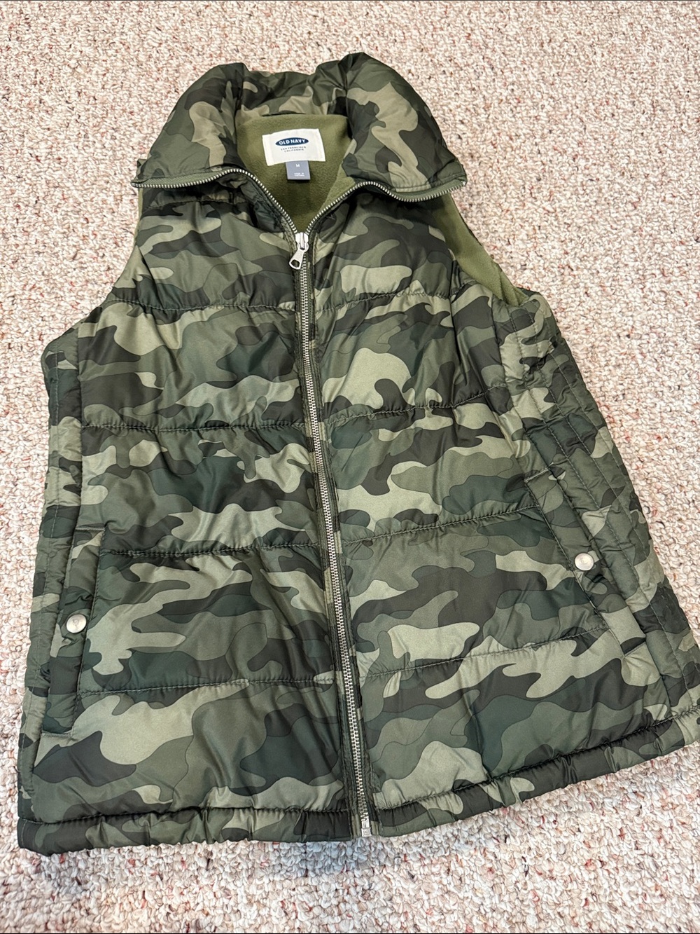 Womens Camo Puffer Vest - Olive Green